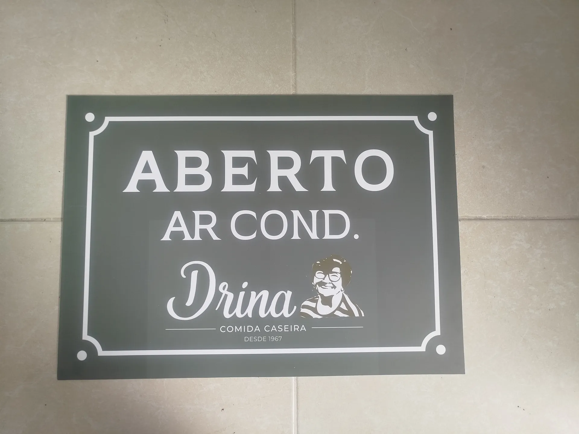 Placa decorativa e sinalização em PS - Imagem 1